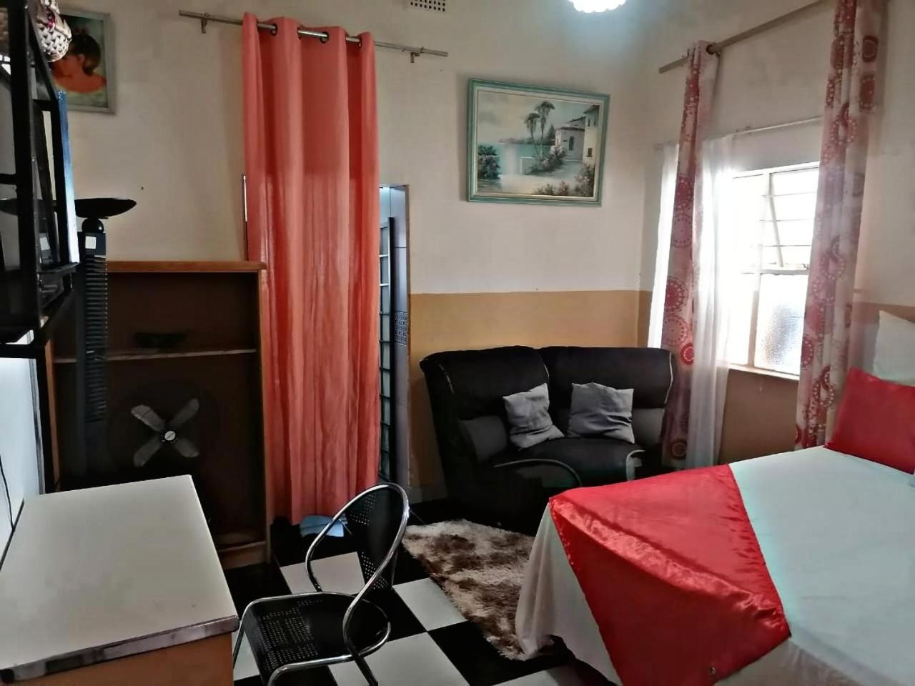 Valleycenter Guesthouse Johannesburg Exterior photo